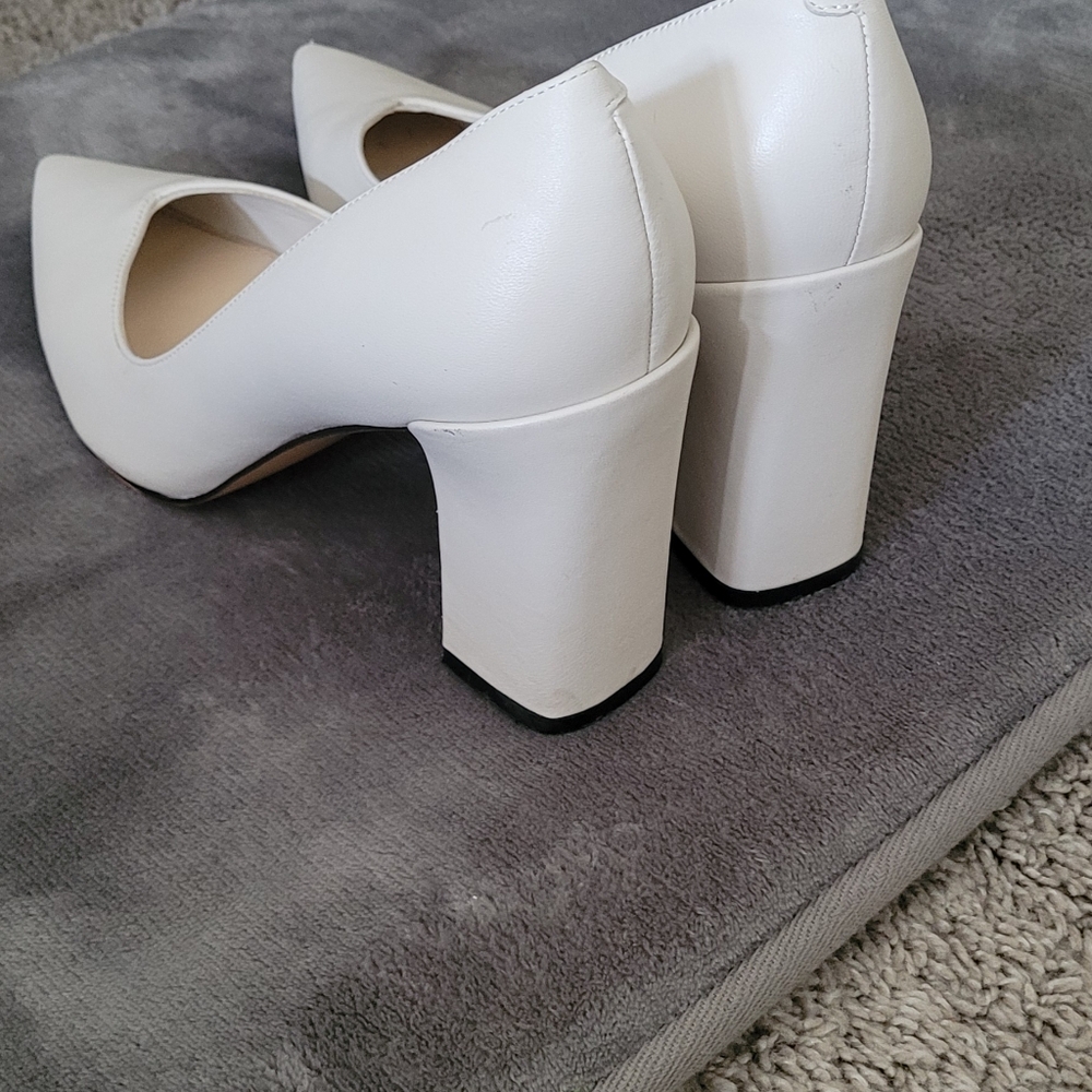 Marc Fisher High Heel Block Heel Pointy Toe Shoes… - image 6